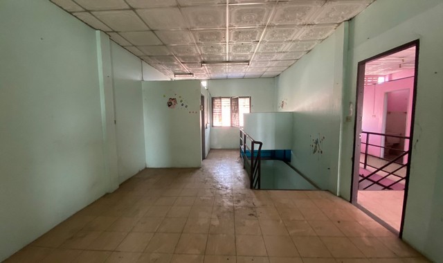 ขายอาคารพาณิชย์   อำเภอเมืองสมุทรปราการ   สมุทรปราการ (PKK04-05839)