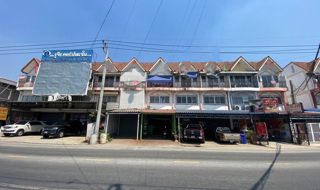 ขายอาคารพาณิชย์   อำเภอเมืองสมุทรปราการ   สมุทรปราการ (PKK04-05839)
