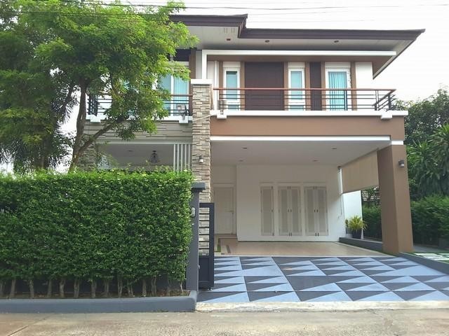 ให้เช่าบ้านเดี่ยว 2 ชั้น หมู่บ้าน โฮมออนกรีนเฟส2 ในสนามกอล์ฟธัญญะคลับ ลำลูกกา คลอง4 บ้านรีโนเวทใหม่พร้อมอยู่