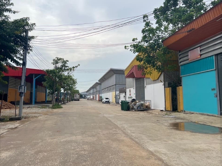 ให้เช่าโกดังสร้างใหม่ 420 ตรม ถนนบางเลน ปทุมธานี เส้น 346 ใกล้วัดคลองขวาง 