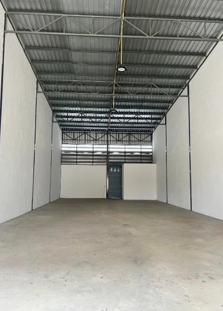 ให้เช่าพื้นที่ โกดัง คลังสินค้า 250 ตรม ติดถนนบางเลน ปทุมธานี เหมาะกับธุรกิจขนาดเล็ก