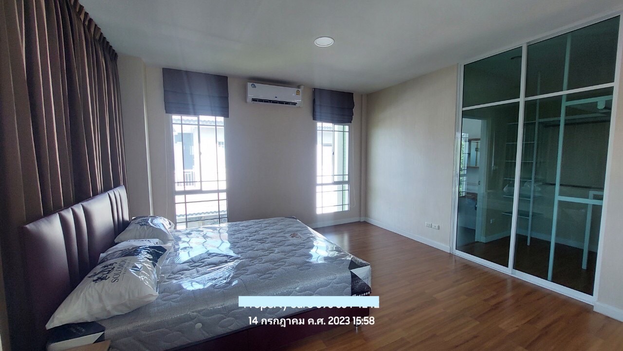 ให้เช่าและขาย บ้านเดี่ยว  มัณฑนา อ่อนนุช - วงแหวน 2   มี 3 ห้องนอน 3 ห้องน้ำ 