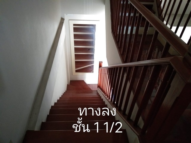 ขายทาวน์โฮม 3.5 ชั้น เล่นระดับ เพดานสูงโปร่ง บ้านกลางเมืองพระรามเก้า-ศรีนครินทร์ ติดรถไฟฟ้าสายสีเหลือง สถานีกลันตัน 