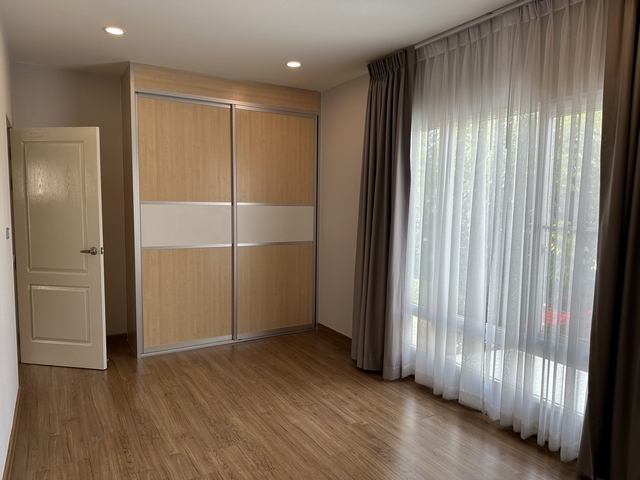 ให้เช่า บ้านเดี่ยว หมู่บ้านเดอะซิตี้ สาทร-ราชพฤกษ์ 53 ตร.ว. 4 นอน ติดถนนเทอดไท พร้อมเฟอร์ครบ ใกล้โฮมโปร กัลปพฤกษ์ 