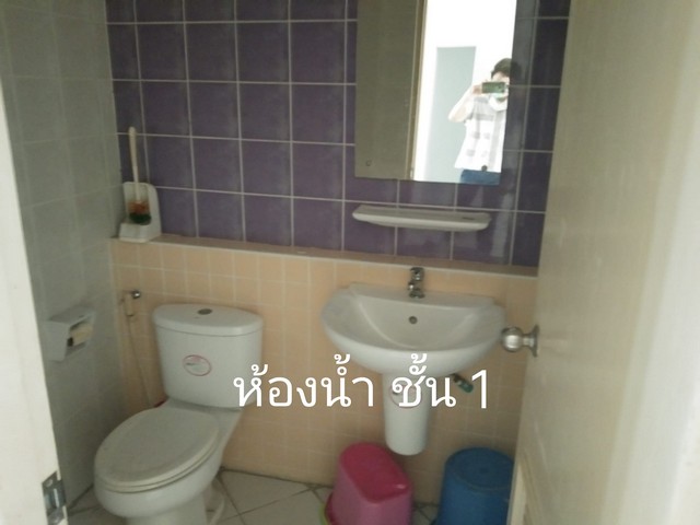 ขายทาวน์โฮม 3.5 ชั้น เล่นระดับ เพดานสูงโปร่ง บ้านกลางเมืองพระรามเก้า-ศรีนครินทร์ ติดรถไฟฟ้าสายสีเหลือง สถานีกลันตัน 