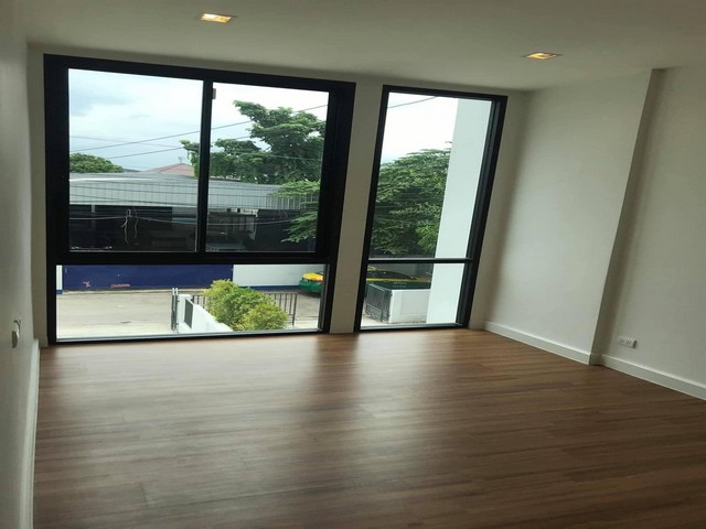 POR3269 ให้เช่าทาวน์โฮม Townhome 3 ชั้น โครงการ โคซี่ Cozy สตรีวิทยา2 ซอย 29 ใกล้โชคชัย4  ลาดพร้าว 71 นาคนิวาส บ้านเปล่า