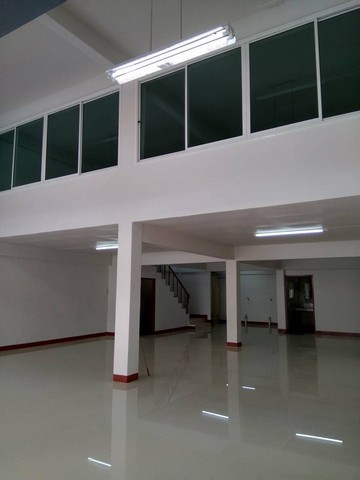 ขาย- เช่า อาคารพาณิชย์ 4 ชั้นรวมดาดฟ้าเหมาะทำออฟฟิศ เนื้อที่ 30 ตารางวา (2 คูหาทะลุ)