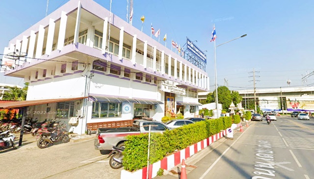 ใกล้ สนามบินดอนเมือง ให้เช่า-ขาย ทาวน์เฮ้าส์ 3 ชั้นประชาอุทิศ-สรงประภา 25ตรว.  นานาชาติแฮร์โรว์ 4นอน 3น้ำ 1จอดรถ