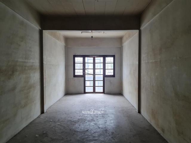 ขายอาคารพาณิชย์ 4 ชั้น เดินเข้าโลตัส ปิ่นเกล้าได้เลย ทำเลธุรกิจ ราคาถูกมาก