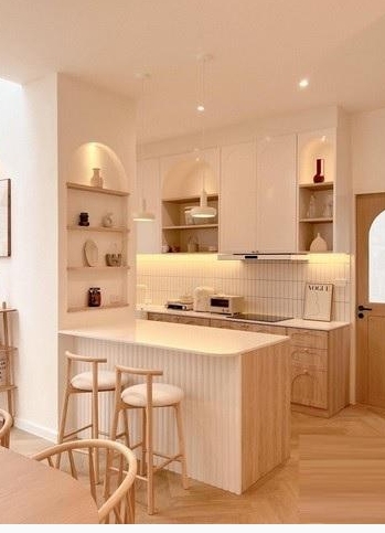  ให้เช่าทาวน์โฮม 3 ชั้น หมู่บ้านกลางเมือง แยกรัชดา-ลาดพร้าว ซอย 23 ตกแต่งสวย 