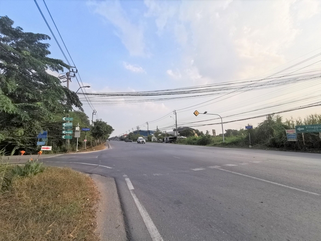ที่ดินให่เช่า แปลงมุม 3-2-0 ไร่ ใกล้แยกบางบอน 5 ติดถนนกว้าง 4 เลน ริมถนนเอกชัย 131 