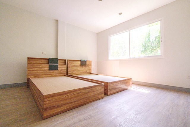 BTS อ่อนนุช 96ตรว. ตลาดอ่อนนุช T77 แสนสิริ ห้างบิ๊กซี ให้เช่า อาคารพาณิชย์ 2คูหา 5 ชั้น 6นอน 4น้ำ 3จอดรถ