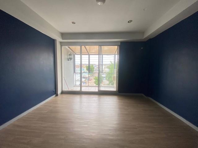 EPL-HR2720 ให้เช่าและขายโฮมออฟฟิศ 4 ชั้น ใกล้เลียบทางด่วน ถนนศรีวรา ทาวน์อินทาวน์ พื้นที่ใช้สอย 280 ตารางเมตร 6 ห้องนอน 3 ห้องน้ำ 