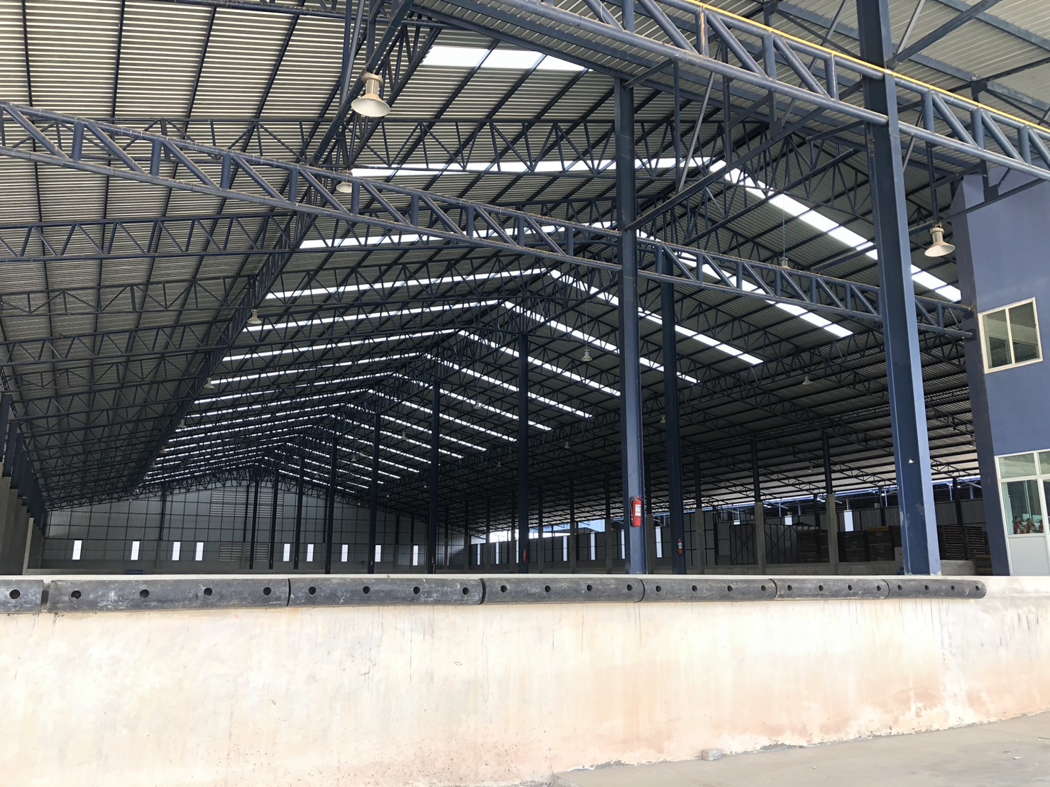 ขายโรงงาน/โกดัง ทำเลทองเหมาะต่อธุรกิจค้ากำไร ตำบลนิคมพัฒนา ระยอง