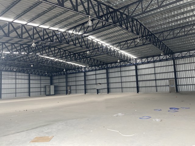 ให้เช่าโกดัง  ย่านลาดกระบัง หลายขนาด360 ตร.ม./ 396 ตร.ม /456 ตร.ม.  สร้างใหม่ มีรป.ภ. 24 ชั่วโมง ถนน พัฒนาชนบท3 