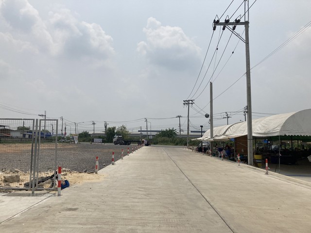 ให้เช่าโกดัง  ย่านลาดกระบัง หลายขนาด360 ตร.ม./ 396 ตร.ม /456 ตร.ม.  สร้างใหม่ มีรป.ภ. 24 ชั่วโมง ถนน พัฒนาชนบท3 