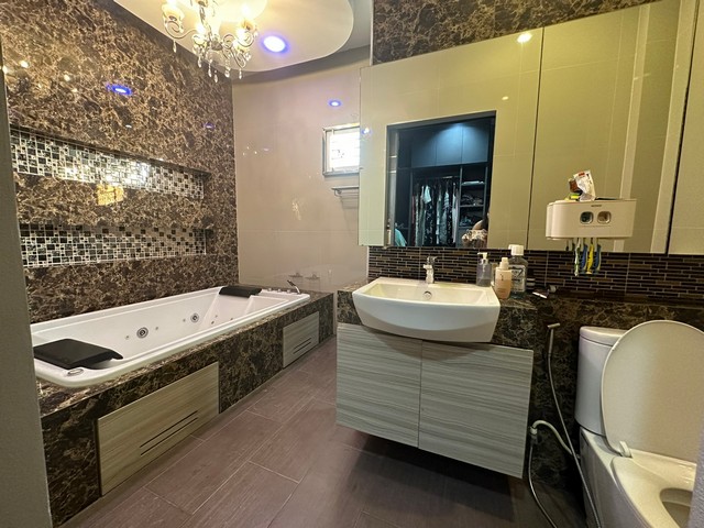 House for SALE  ขายด่วนบ้านที่ อุดรธานี ใกล้ วีทีแหนมเนือง 
