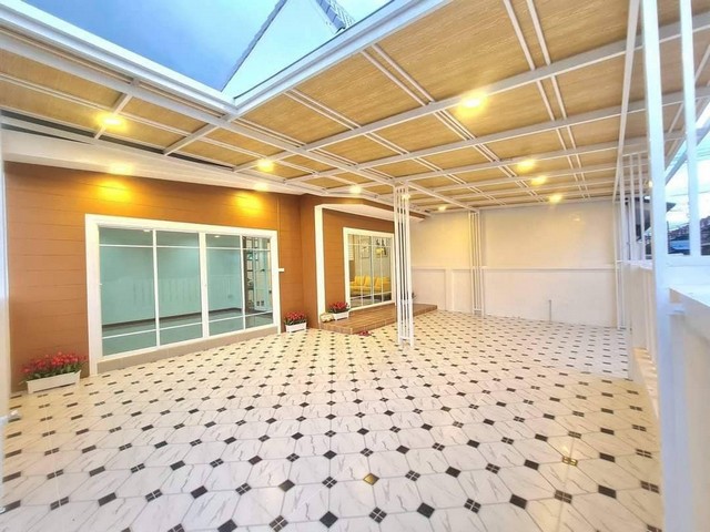 ขาย ทาวน์โฮม สวยพร้อมอยู่ เเถมเฟอร์จัดเต็ม พิมลราช2 120 ตรม. 35 ตร.วา ตกแต่งใหม่ทั้งหลัง ภายในสวยมาก ห้องมุม พื้นที่กว้างขวาง