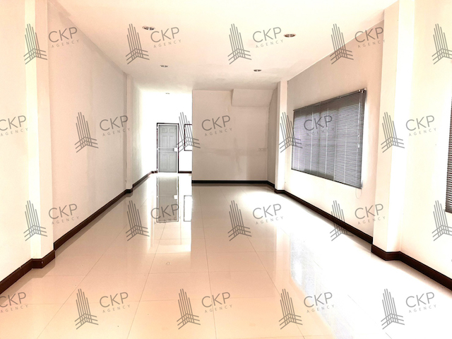 ขาย อาคารพาณิชย์ กอบสุข ทาวน์โฮม ทำเลดี เหมาะแก่การค้าขาย ขนาด 40 ตร.วา 2 ห้องนอน 3 ห้องน้ำ ต.หมูสี อ.ปากช่อง นครราชสีมา