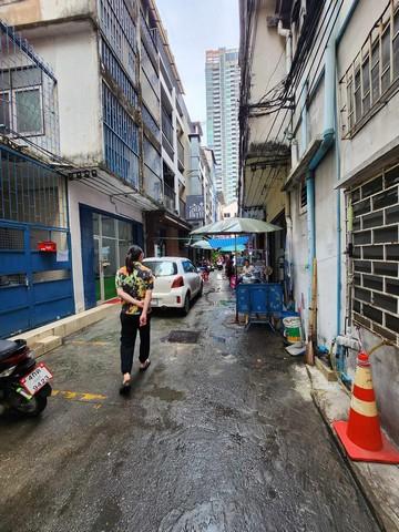 ให้เช่าตึกแถว4 ชั้น 4 ห้องติดกันกลางซอยถนนปั้นสีลม-สาทร ใกล้ BTS สุรศักดิ์ - ช่องนนทรี