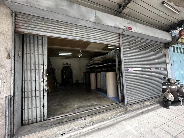 ให้เช่าอาคารพาณิชย์3ชั้น2คูหาตีทะลุกันริมถนนไมตรีจิตต์ใกล้MRTหัวลำโพงเหมาะทำร้านอาหาร คาเฟ่ บาร์ หรือโฮสเทล