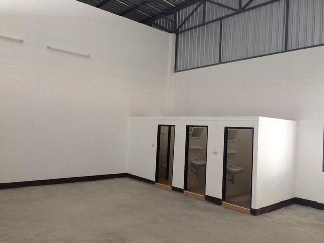 BST523 ให้เช่าอาคารพร้อมโกดัง เนื้อที่ประมาณ 1 ไร่ ย่านบางหว้า เขตภาษีเจริญ เหมาะทำโกดัง ออฟฟิศ