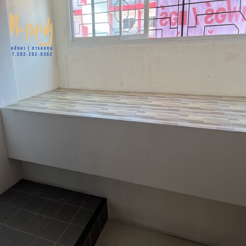 ขายอาคารพาณิชย์ 3 ชั้นครึ่ง โครงการสำเพ็ง 2 (ต่อเติมชั้นลอยออกไป+กั้นห้อง) 