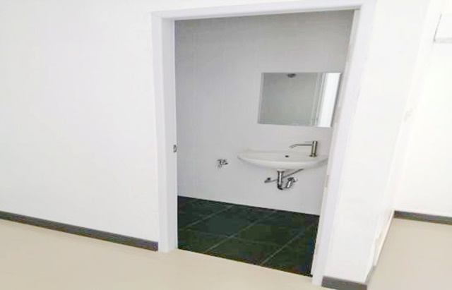 มหาลัยเชียงใหม่ 16 ตรว. เจ็ดยอด ให้เช่าโชว์รูม ห้องกระจก 50 ตรม. เทคโนโลยีราชมงคลล้านนา  เพดานสูง 1น้ำ 6จอดรถ