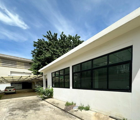 ขายที่ดินพร้อมโกดัง งามวงศ์วาน 43 ซอยชินเขต 1 แขวงทุ่งสองห้อง เขตหลักสี่ กทม. 