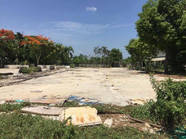 ขายถูกโรงงาน 9 โรง พร้อมที่ดิน 10 ไร่ สมุทรสาคร ถ.ศรษฐกิจ 