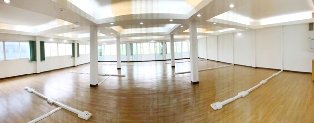 ตลาดอินดี้ ให้เช่า อาคารพาณิชย์ 3 คูหา 4 ชั้น ใกล้ เซ็นทรัล พระราม 2 50ตรว. 5นอน 5น้ำ 4จอดรถ 5แอร์ Best