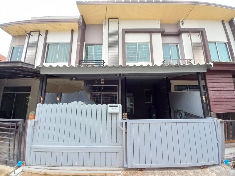 ขาย ทาวน์โฮม 2 ชั้น คาซ่า ซิตี้ บางขุนเทียน - พระราม 2 ท่าข้าม ขนาด 17.8 ตรว ราคาถูก ต่อเติมหลังคาหน้าบ้านและหลังบ้าน