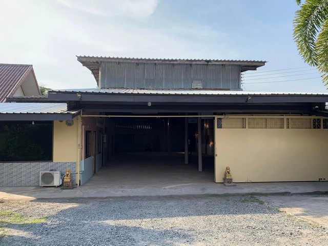 WAN392ให้เช่าโรงงาน/โกดัง เป็นโรงกลึงเก่า ให้เช่าติดถนนสุขประยูร เขตเทศบาลหนองตำลึง ทางเข้าออกสะดวกสบายใกล้อมตะนคร 