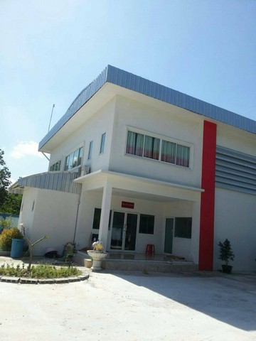 WAN389ขายที่ดินพร้อมอาคารเหมาะทำที่เก็บสินค้า  ในเมืองชลบุรี