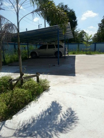 WAN389ขายที่ดินพร้อมอาคารเหมาะทำที่เก็บสินค้า  ในเมืองชลบุรี