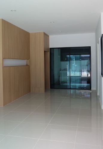 ขายทาวน์โฮม2 ชั้น หมู่บ้านสิริเพลส รังสิต สไตล์ LOFT  มี 4 นอน 3 น้ำ 