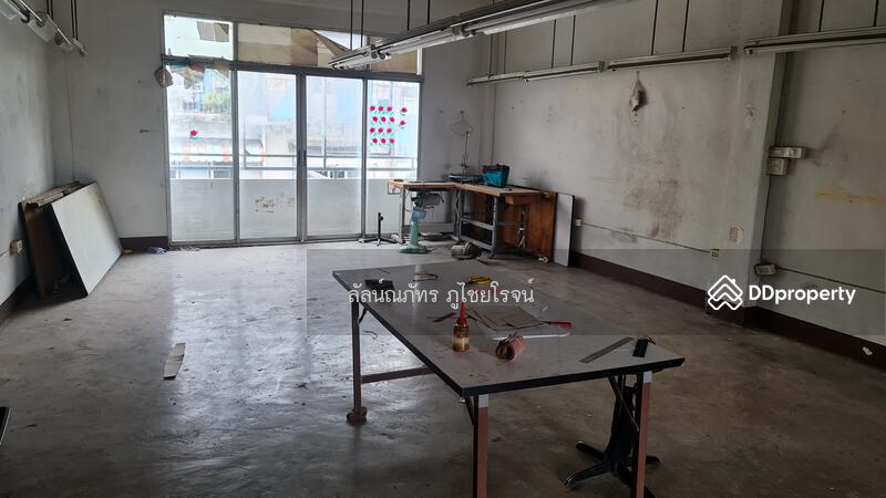 ขายอาคารพาณิชย์ 2 คูหา แขวงบางลำภูล่าง เขตคลองสาน กรุงเทพมหานคร