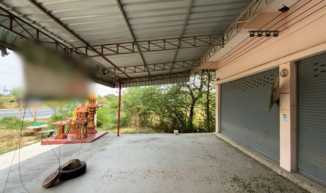 ขายอาคารพาณิชย์  อำเภอพัฒนานิคม  ลพบุรี (PKK04-05515)