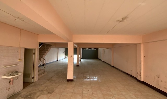 ขายอาคารพาณิชย์  อำเภอพัฒนานิคม  ลพบุรี (PKK04-05515)