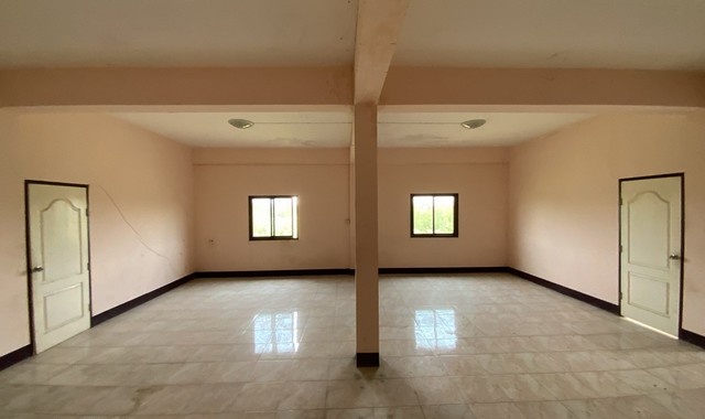 ขายอาคารพาณิชย์  อำเภอพัฒนานิคม  ลพบุรี (PKK04-05515)