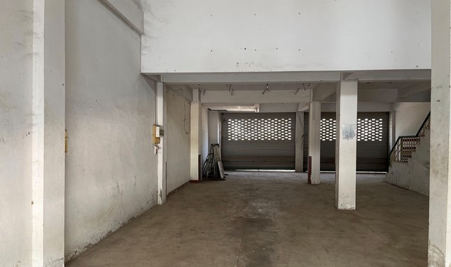 ขายอาคารพาณิชย์  อำเภอท่าวุ้ง   ลพบุรี (PKK04-04765)