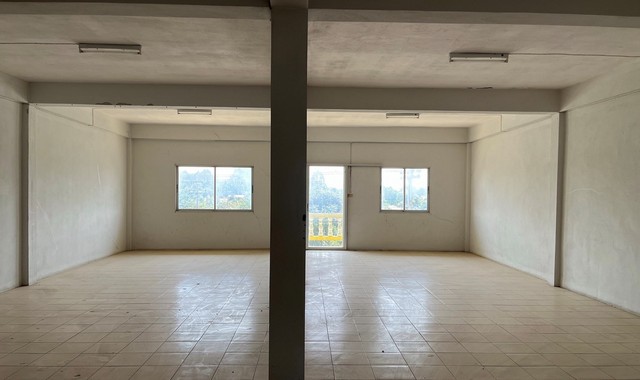 ขายอาคารพาณิชย์  อำเภอท่าวุ้ง   ลพบุรี (PKK04-04765)