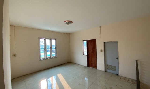 ขายอาคารพาณิชย์  อำเภอชัยบาดาล  ลพบุรี (PKK04-05562)