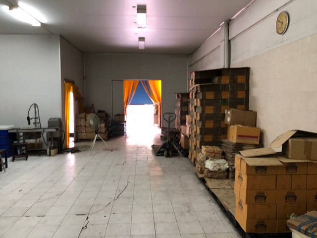 ขายโรงงาน มินิแฟคตอรี่ โครงการ หมื่นทรัพย์แลนด์ เนื้อที่ 80 ตร.วา  อ.เมือง จ.สมุทรสาคร   ZW265