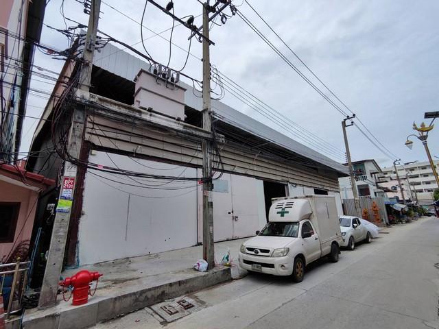 ให้เช่าโกดังมีงออฟฟิศขนาด 1200 ตารางเมตร ถนนกิ่งแก้ว ซอยกิ่งแก้ว 46 ใกล้สนามบินสุวรรณภูมิ *** แบ่งเช่าได้