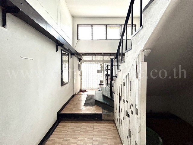 R1 ที่ดิน พร้อมอพาร์ตเม้นต์ รัชดา 42 ใกล้ BTS สถานีรัชโยธิน