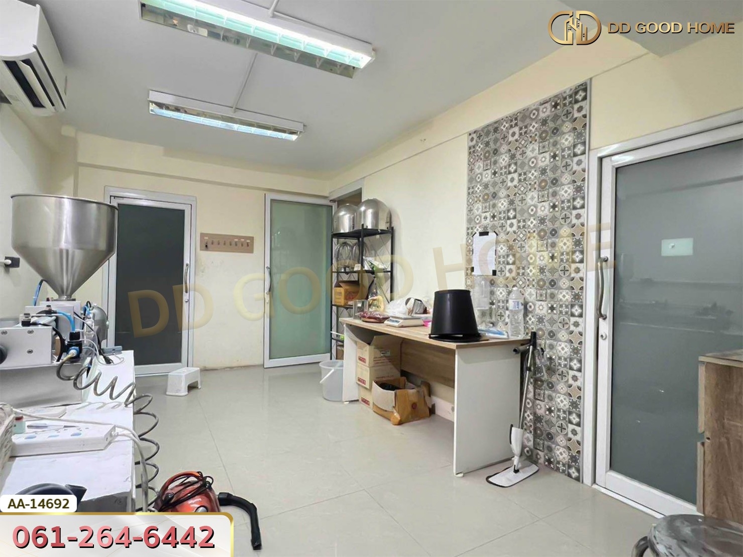 อาคารพาณิชย์ ถ.บางขุนเทียน-ชายทะเล พระราม 2 กรุงเทพฯ