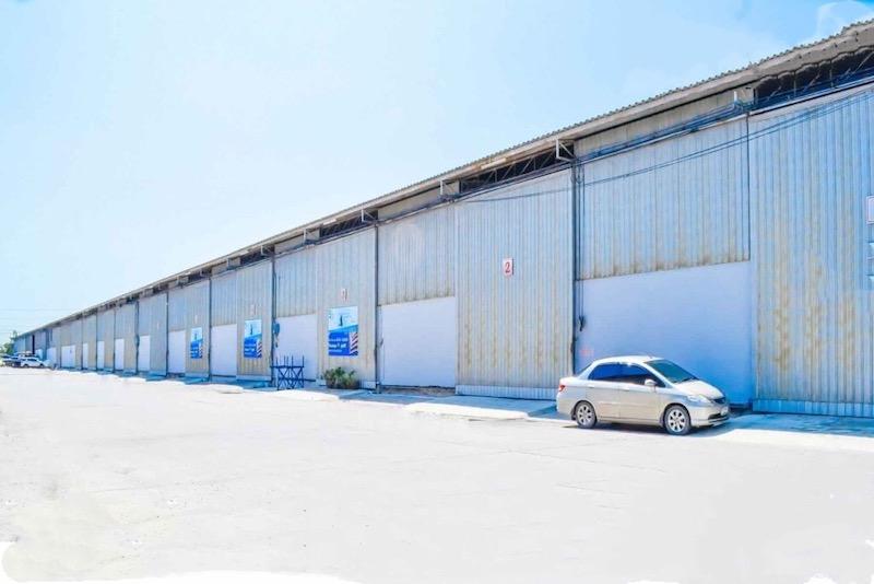 ให้เช่าโกดัง ขนาด 792 ตรม. ถนนบางนาตราด กม.23 (ฝั่งขาเข้ากรุงเทพ) พื้นโกดังรับน้ำหนักได้ 2 ตัน / ตารางเมตร