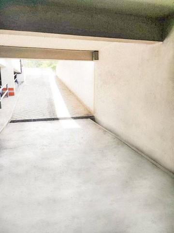 ให้เช่าสำนักงาน โชว์รูม 3 ชั้น รวมชั้นใต้ดิน พื้นที่กว่า 2000 ตรม. ถนนบางนา-ตราด กม 5 ใกล้ Index บางนา