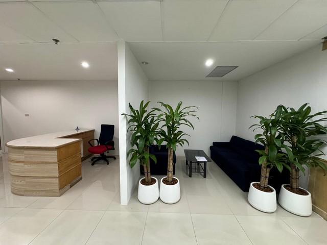 ให้เช่าสำนักงานพื้นที่ใช้สอย 300 ตารางเมตร อาคาร A Tower รัชดาภิเษก 18 ใกล้สถานี MRT สถานี ห้วยขวาง -สุทธิสาร